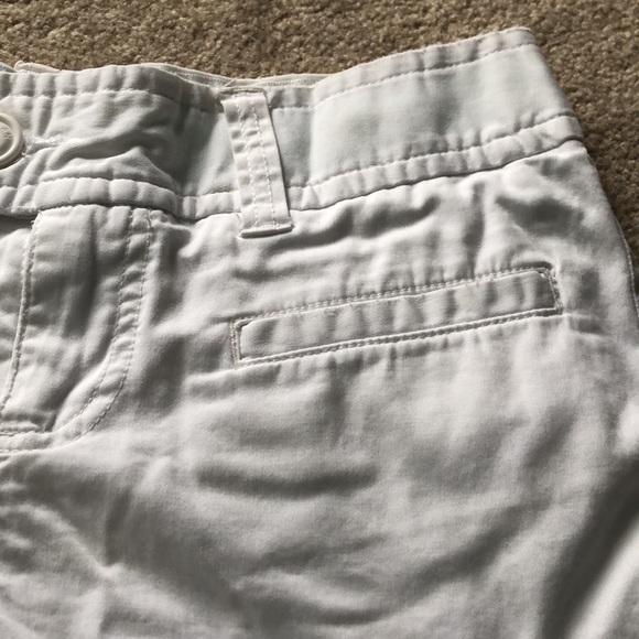 American Eagle White Shorts size 0 - Picture 2 of 7